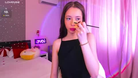 violarivera online show from March 18, 2026, 8:06 am