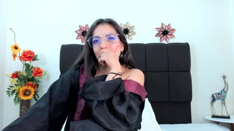   online show from December 31, 2024, 3:31 pm