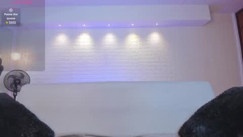 Snapshot of violeet_scott chatting on December 28, 2024, 10:47 am Violett  Everyday From 0530 to 1430 Col Time online show from December 28, 2024, 10:47 am