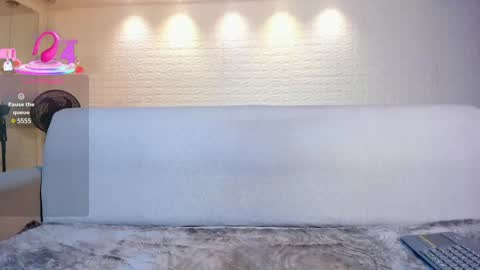 Snapshot of violeet_scott chatting on February 26, 2025, 1:52 pm Violett  Everyday From 0530 to 1430 Col Time online show from February 26, 2025, 1:52 pm