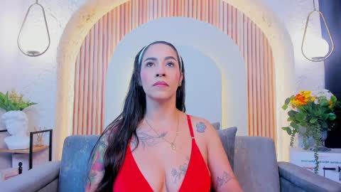 Snapshot of violeet_scottt chatting on March 31, 2026, 10:15 am Violette online show from March 31, 2026, 10:15 am