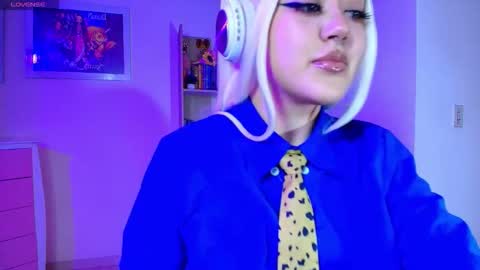 violet online show from March 1, 2026, 3:52 am