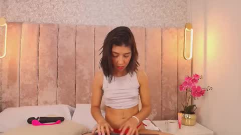 Violeta online show from November 3, 2025, 12:28 pm