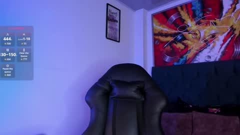 Snapshot of violet_blaze chatting on October 24, 2025, 10:22 am online show from October 24, 2025, 10:22 am