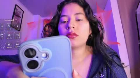 Snapshot of violet_blaze chatting on November 2, 2025, 10:28 am online show from November 2, 2025, 10:28 am