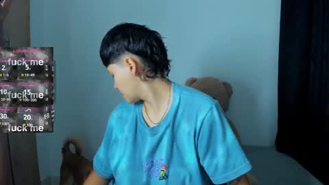 Snapshot of violet_casper_ chatting on December 14, 2024, 9:40 am Violet and Casper online show from December 14, 2024, 9:40 am