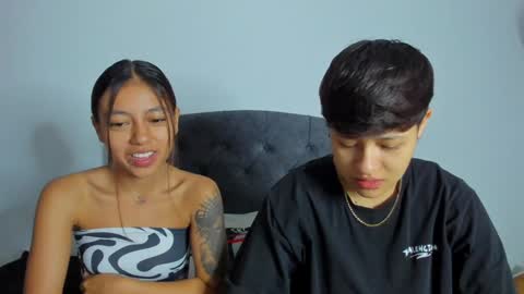 Snapshot of violet_casper_ chatting on January 21, 2025, 9:57 am Violet and Casper online show from January 21, 2025, 9:57 am