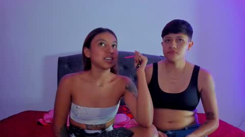 Snapshot of violet_casper_ chatting on March 11, 2025, 9:26 pm Violet and Casper online show from March 11, 2025, 9:26 pm