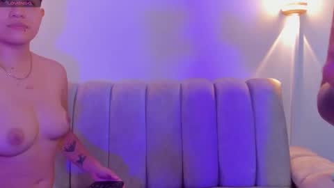 Violet and Casper online show from September 25, 2025, 5:00 am