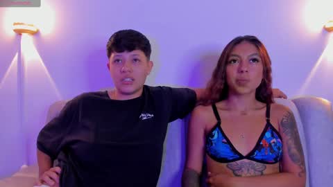 Violet and Casper online show from October 1, 2025, 5:02 am
