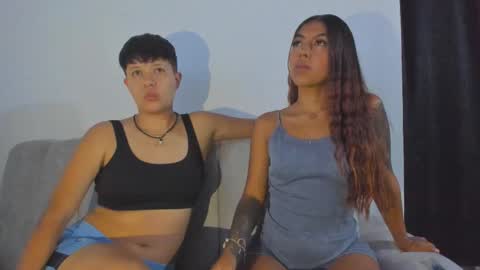 Violet and Casper online show from December 18, 2025, 5:35 am