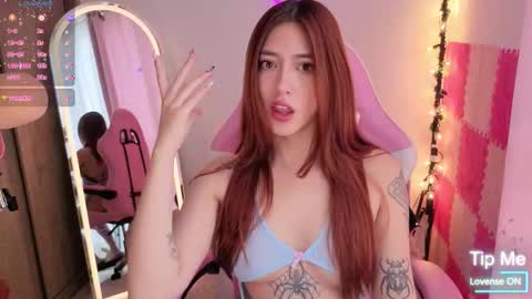 Snapshot of violet_ch chatting on October 4, 2025, 5:00 pm violet online show from October 4, 2025, 5:00 pm