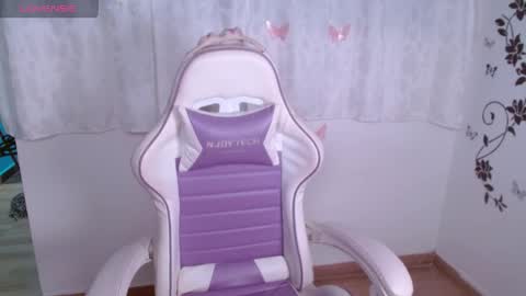 Violeta online show from April 27, 2026, 5:11 pm