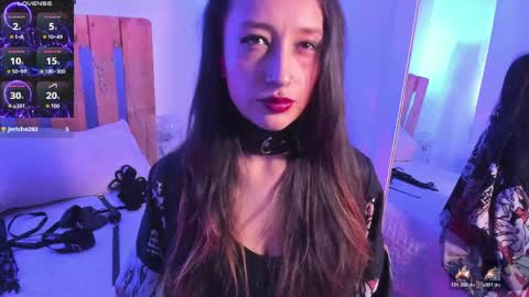 Snapshot of violet_jonesss chatting on May 15, 2026, 3:08 pm Violet Jones online show from May 15, 2026, 3:08 pm