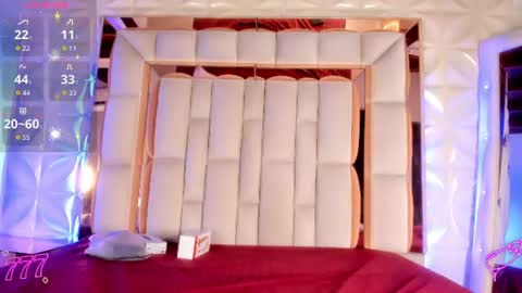 violet_milleer online show from June 21, 2026, 7:38 pm