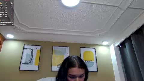  Violet  online show from June 11, 2026, 2:53 am