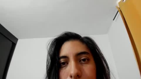 violet online show from April 27, 2026, 3:43 pm