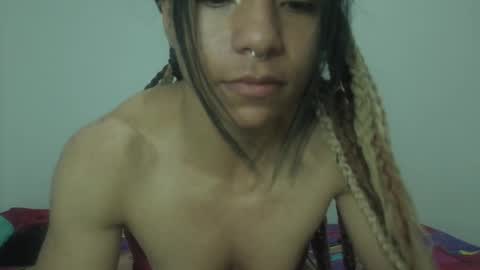 Violet online show from December 12, 2024, 4:37 am