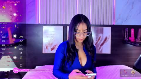 Violeta online show from December 18, 2024, 4:06 pm