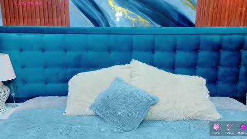Violeta  online show from May 6, 2026, 11:15 am