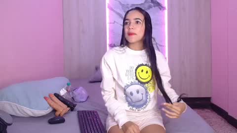 Snapshot of violeta_20xx chatting on May 29, 2026, 12:03 pm Violeta online show from May 29, 2026, 12:03 pm