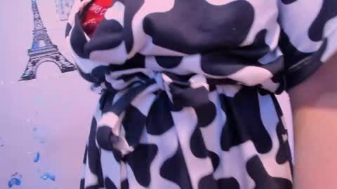 Snapshot of violeta_blaze1 chatting on April 21, 2026, 2:51 am Violeta online show from April 21, 2026, 2:51 am