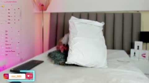   online show from February 14, 2025, 8:59 pm