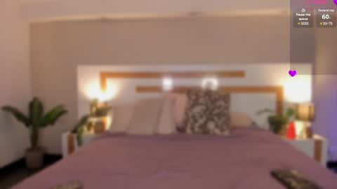 Violeta  online show from June 10, 2026, 11:42 am