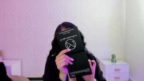 Snapshot of violeta_diazz chatting on March 27, 2026, 9:47 pm online show from March 27, 2026, 9:47 pm