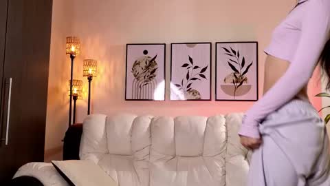 Snapshot of violeta_foxz chatting on March 17, 2026, 8:12 pm Violeta online show from March 17, 2026, 8:12 pm