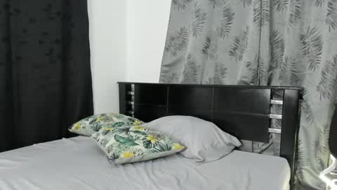 violeta_gracee online show from April 25, 2026, 1:30 am