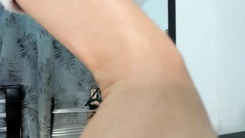 violeta_gracee online show from May 8, 2026, 11:32 pm