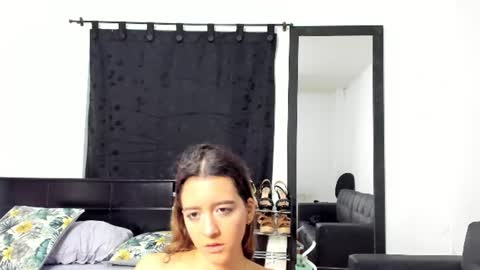 violeta_gracee online show from June 11, 2026, 11:25 pm