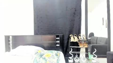 violeta_gracee online show from June 24, 2026, 11:26 pm