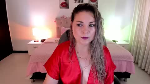 Snapshot of violeta_hotter_ chatting on September 26, 2025, 11:25 am violeta_hotter_ online show from September 26, 2025, 11:25 am