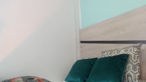 Violeta leon online show from December 29, 2024, 1:13 am