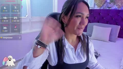 violeta_medina online show from January 5, 2025, 1:56 am