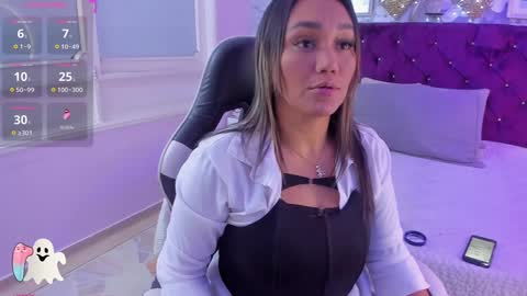 violeta_medina online show from January 9, 2025, 2:22 am