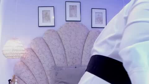 violeta_medina online show from February 5, 2026, 2:05 am