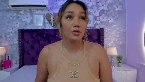 violeta_medina online show from June 23, 2026, 3:15 am