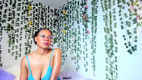 Violeta online show from February 3, 2025, 5:35 pm