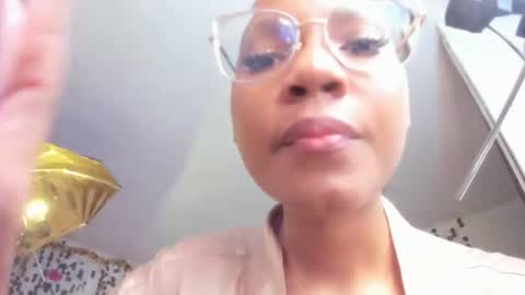 Violeta online show from February 7, 2026, 6:11 pm