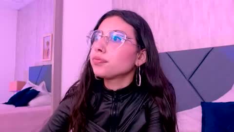 Snapshot of violeta_muns chatting on June 29, 2026, 7:25 pm Violeta online show from June 29, 2026, 7:25 pm