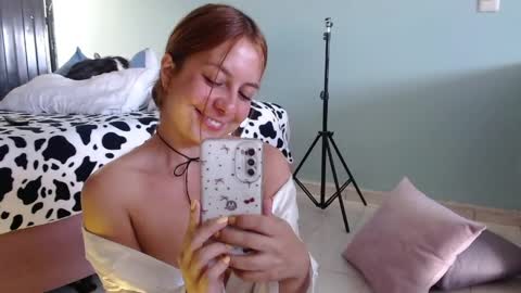 Violeta Peter online show from April 12, 2026, 7:52 pm