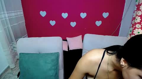 violeta_rouses online show from May 7, 2026, 4:12 pm