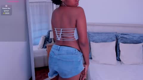 Snapshot of violeta_ruiz_ chatting on January 23, 2025, 10:33 pm violeta_ruiz_ online show from January 23, 2025, 10:33 pm