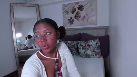 Snapshot of violeta_ruiz_ chatting on February 20, 2025, 4:57 pm violeta_ruiz_ online show from February 20, 2025, 4:57 pm