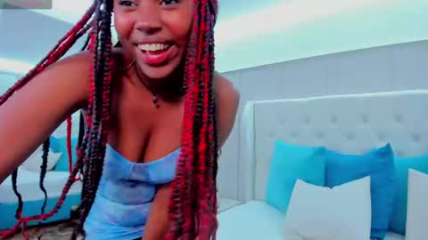 Snapshot of violeta_ruiz_ chatting on February 24, 2025, 10:25 pm violeta_ruiz_ online show from February 24, 2025, 10:25 pm