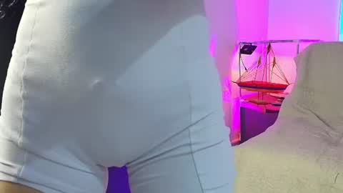 violeta sofia 16 online show from June 16, 2026, 3:20 am