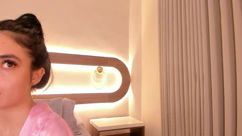 Violeta Sum online show from April 26, 2026, 12:58 pm